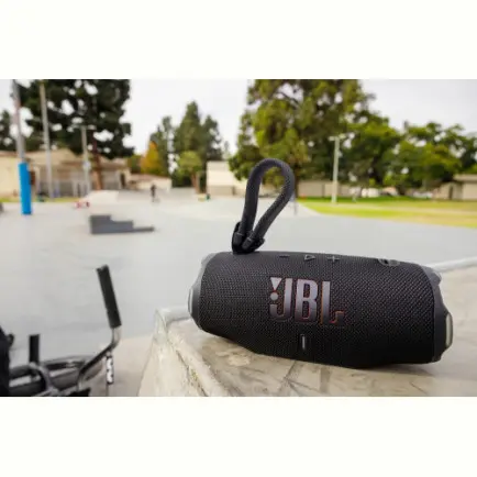 Акустическая система JBL Charge 6 Black (JBLCHARGE6BLK)