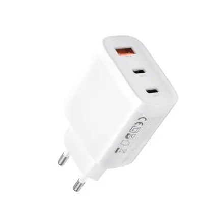 Мережевий зарядний пристрій XO L117 (2USB-С, 1USB, 3А)