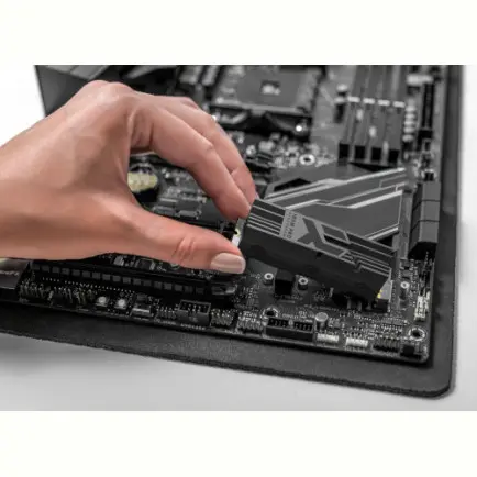 Накопитель SSD 2TB Goodram IRDM Pro M.2 2280 PCIe 4.0 x4 3D TLC (IRP-SSDPR-P44A-2K0-80)