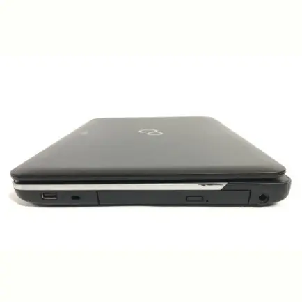 Ноутбук Fujitsu Lifebook A512 / 15.6" (1366х768)