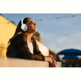 Bluetooth-гарнитура JBL Tune 780NC White (JBLT780NCWHT)