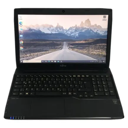 Ноутбук Fujitsu Lifebook A544 / 15.6" (1366х768)
