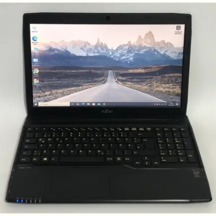 Ноутбук Fujitsu Lifebook A544 / 15.6" (1366х768)
