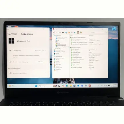 Ноутбук Toshiba Dynabook Tecra A40-K / 14" FullHD IPS / i5-1240P / 16GB / 256GB SSD / Wind11Pro / Backlight / сканер отпечатка - Б/у