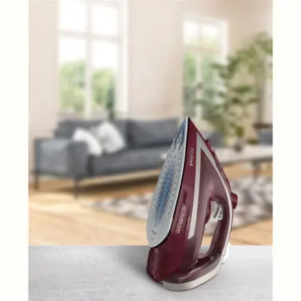 Утюг Tefal Ultragliss Plus FV6820E0